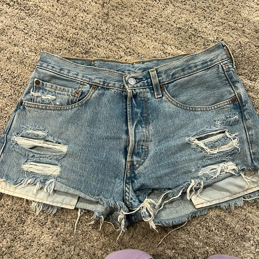 501 Levi shorts